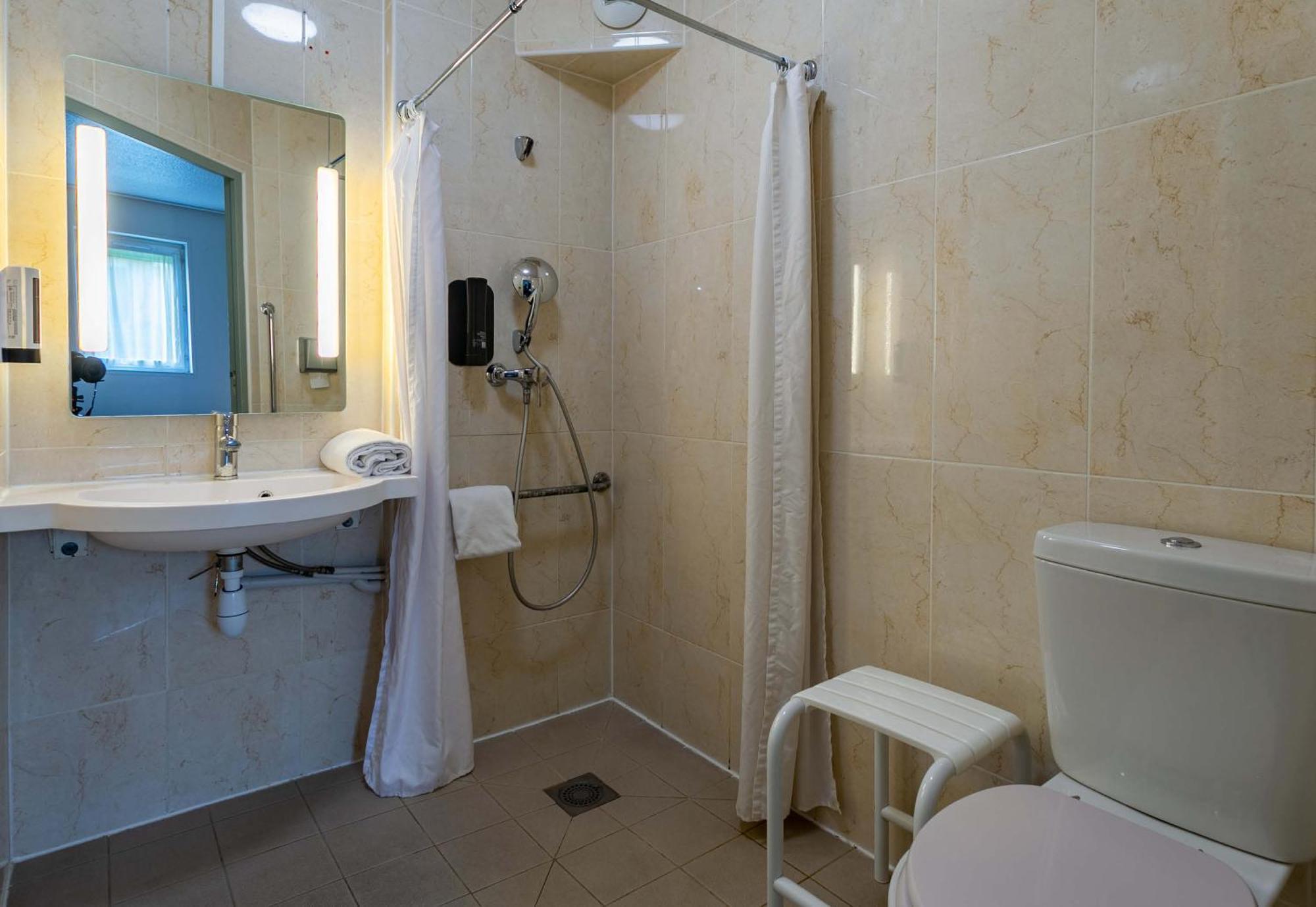 B&B Hotel Strasbourg Nord Artisans Vendenheim Kültér fotó